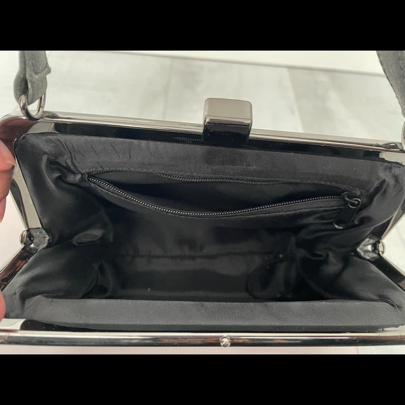 Black Cute Purse Bag Clutch - Picture 15 of 15